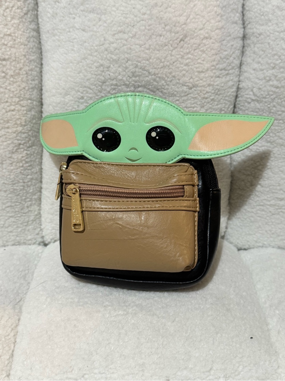 LOUNGEFLY Disney Star Wars BABY YODA Wristlet Belt Bag Mandalorian Grogu